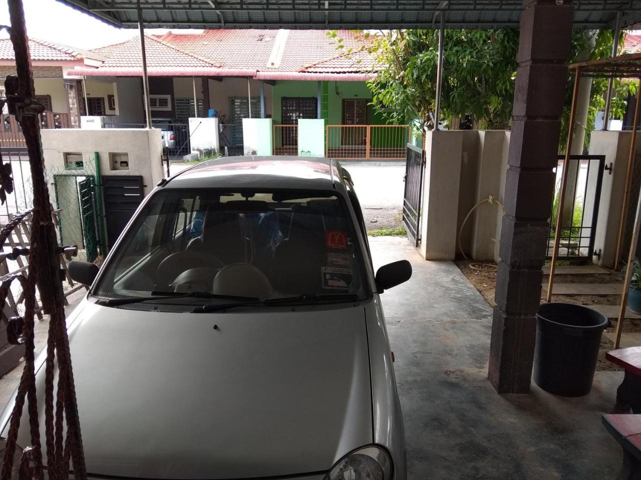 Homestay Amsyarah 세리 이스칸다르 외부 사진